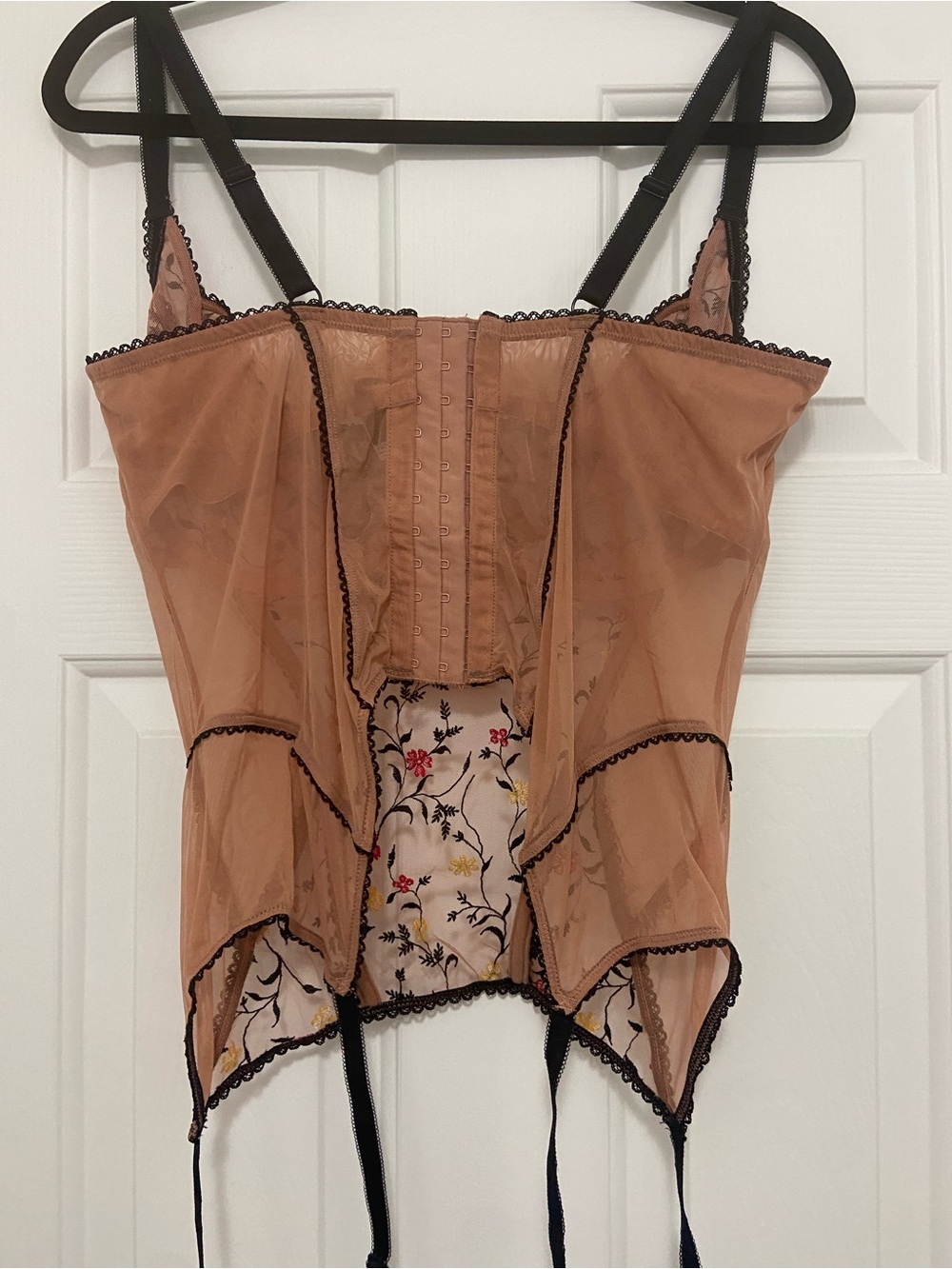 Adore Me Women’s 40DD Sheer Embroidered Floral Bustier Corset Top in Nude - Picture 4 of 4